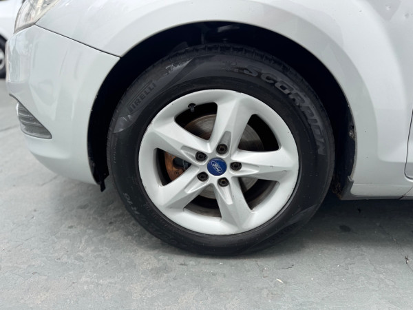 FORD Focus Hatch 1.6 4P GLX FLEX