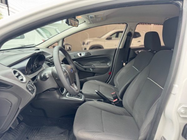 FORD Fiesta Hatch 1.6 4P SE PLUS FLEX AUTOMÁTICO