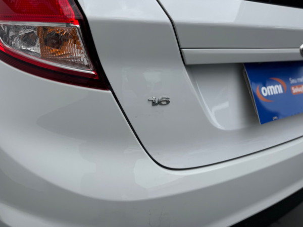 FORD Fiesta Hatch 1.6 4P SE PLUS FLEX AUTOMÁTICO