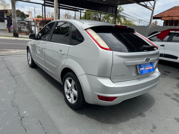 FORD Focus Hatch 1.6 4P GLX FLEX