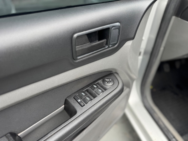 FORD Focus Hatch 1.6 4P GLX FLEX