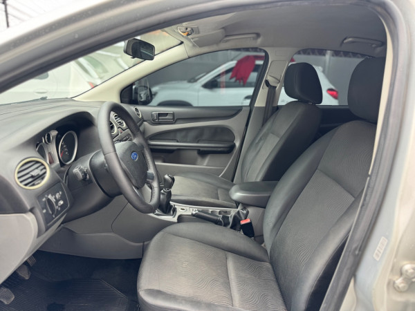 FORD Focus Hatch 1.6 4P GLX FLEX