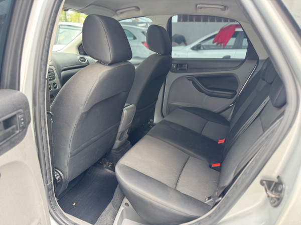 FORD Focus Hatch 1.6 4P GLX FLEX