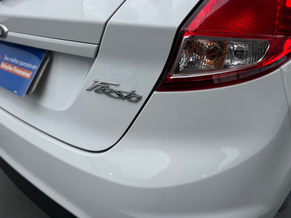 FORD Fiesta Hatch 1.6 4P SE PLUS FLEX AUTOMÁTICO