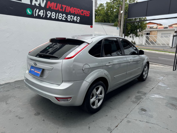 FORD Focus Hatch 1.6 4P GLX FLEX