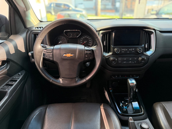 CHEVROLET S10 2.8 12V HIGH COUNTRY CABINE DUPLA 4X4 TURBO DIESEL AUTOMÁTICO