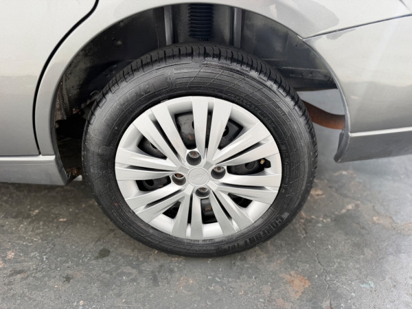 FORD Focus Sedan 1.6 4P GL FLEX