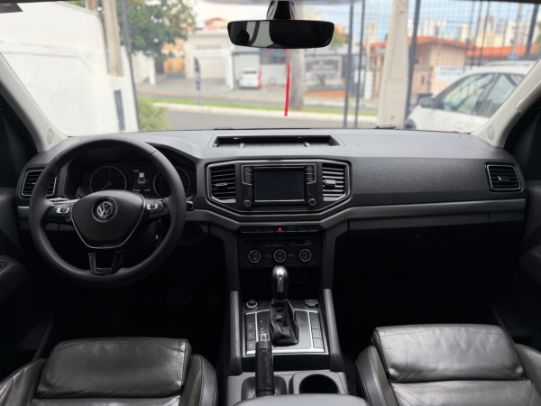 VOLKSWAGEN Amarok 3.0 V6 CABINE DUPLA HIGHLINE 4X4 TURBO INTERCOOLER AUTOMÁTICO
