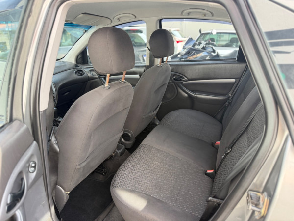 FORD Focus Sedan 1.6 4P GL FLEX
