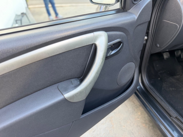 RENAULT Sandero 1.0 16V 4P FLEX EXPRESSION