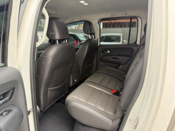 VOLKSWAGEN Amarok 3.0 V6 CABINE DUPLA HIGHLINE 4X4 TURBO INTERCOOLER AUTOMÁTICO