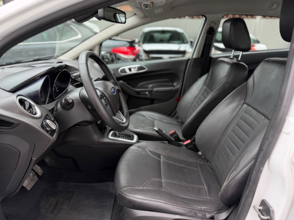 FORD Fiesta Hatch 1.6 4P TITANIUM FLEX AUTOMÁTICO