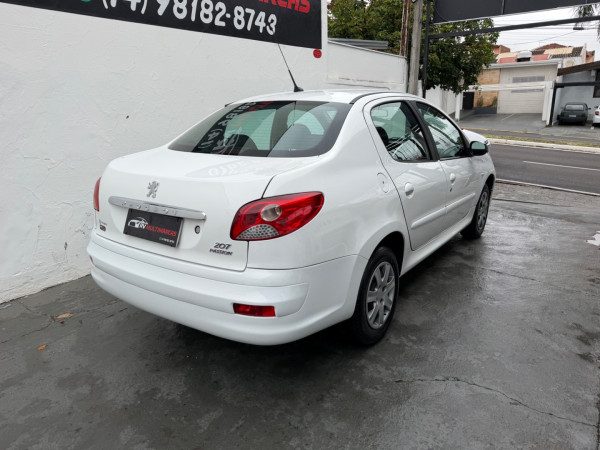 PEUGEOT 207 Sedan 1.4 4P PASSION XR FLEX