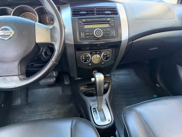 NISSAN Livina 1.8 16V 4P SL FLEX AUTOMÁTICO