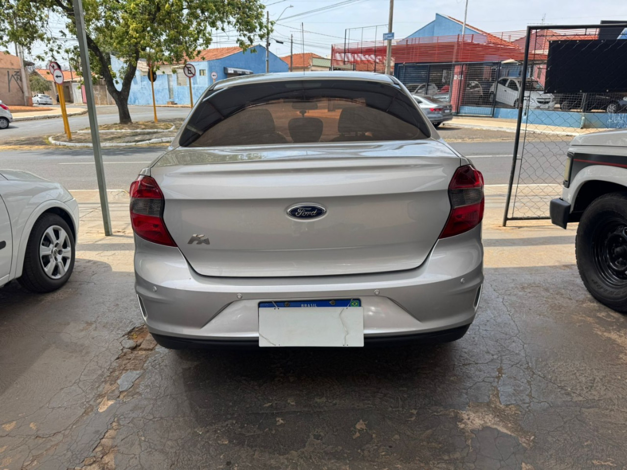 Ka + Sedan 1.0 12V 4P TI-VCT SE FLEX