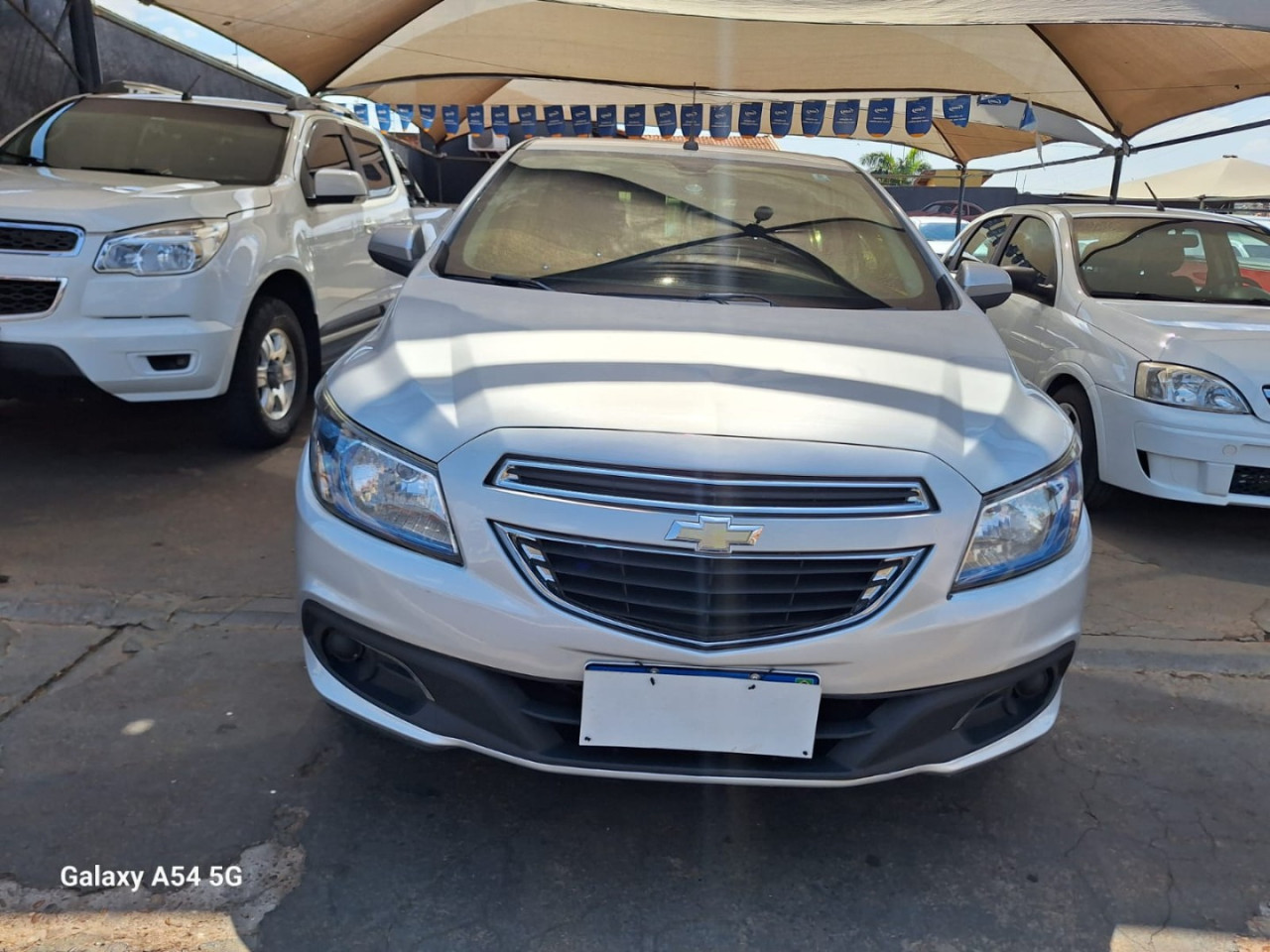 Onix Hatch 1.4 4P FLEX LT