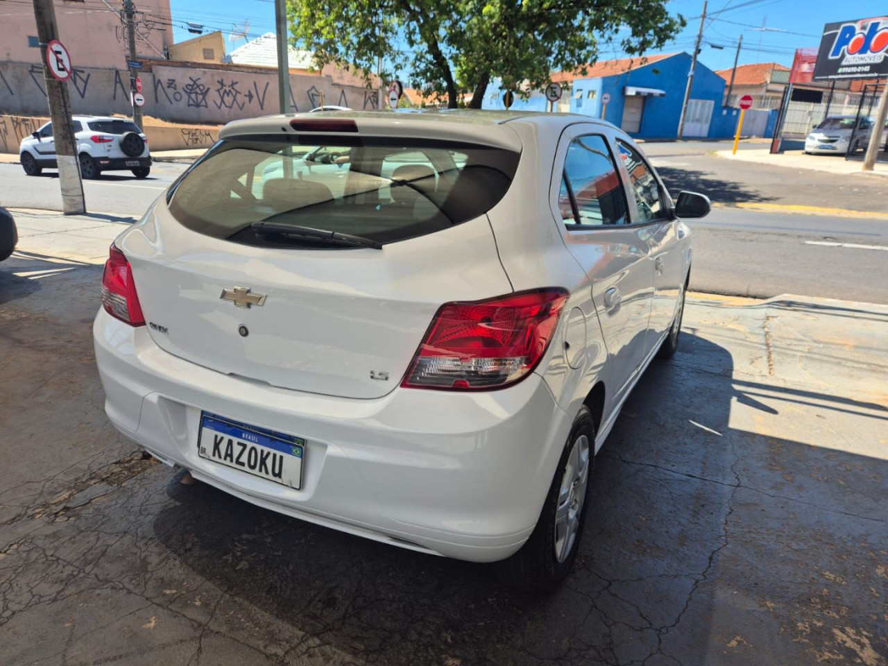 Onix Hatch 1.0 4P FLEX LS