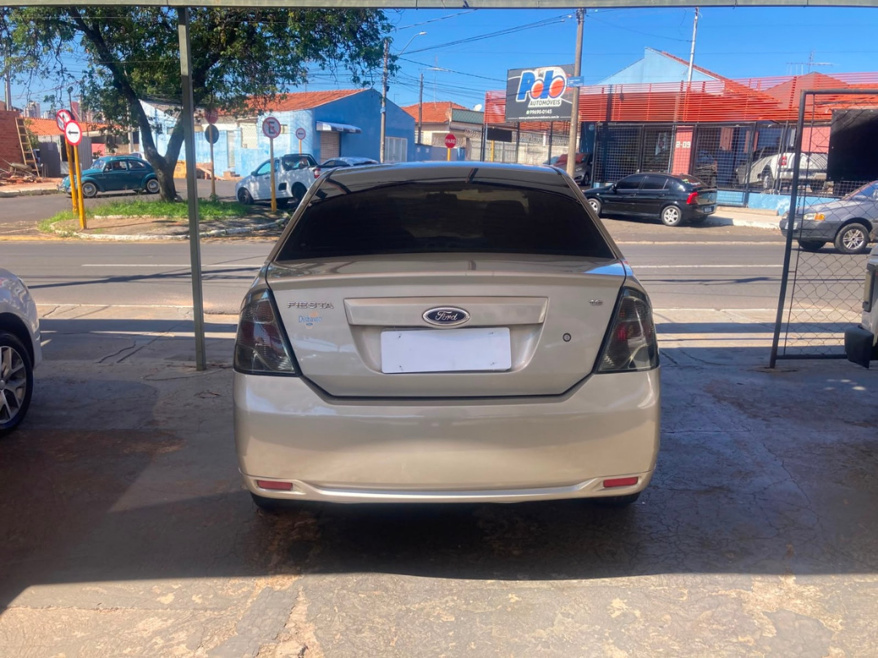 Fiesta Sedan 1.6 4P FLEX