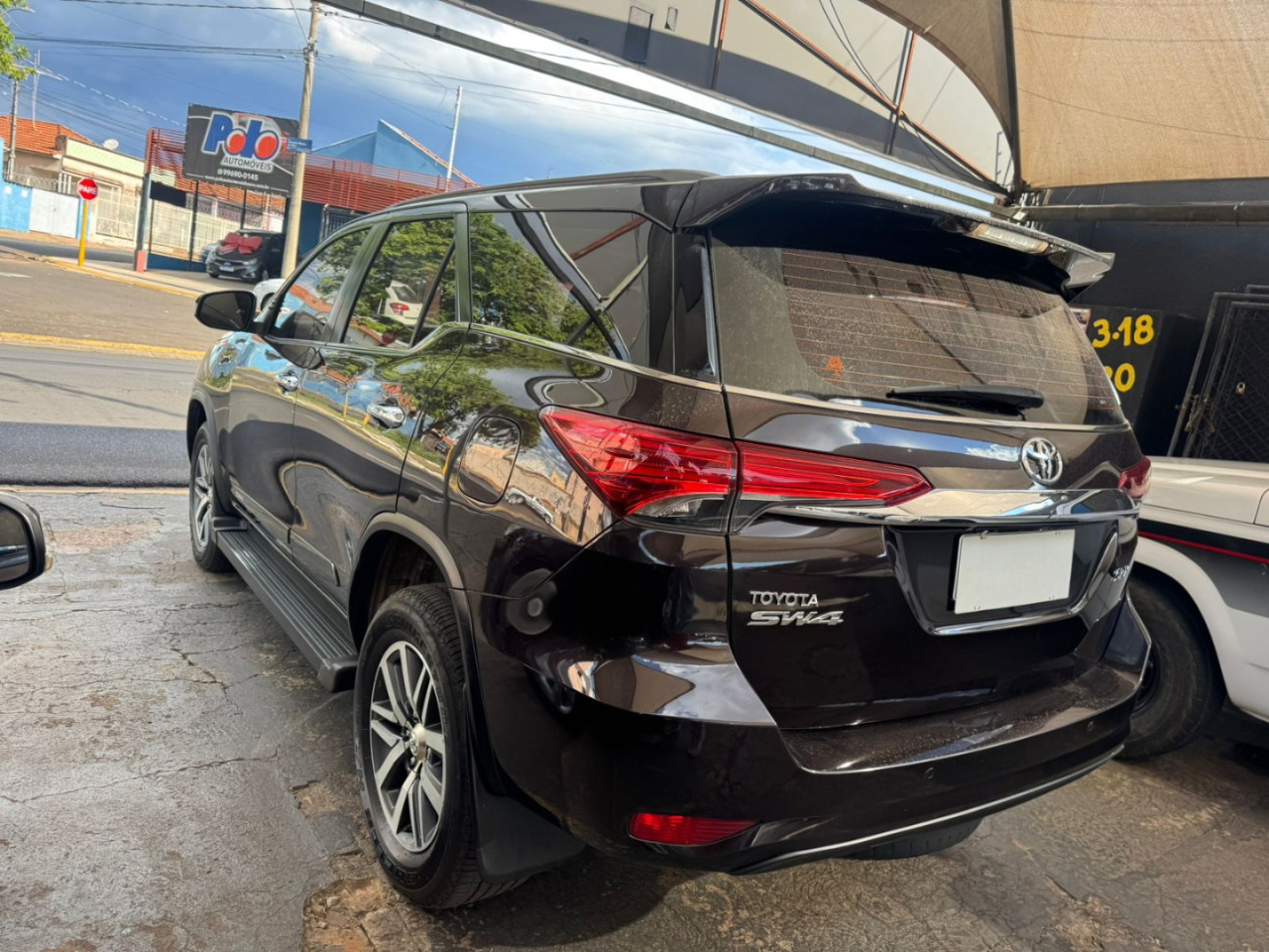 Hilux SW4 2.8 4P SRX 4X4 TURBO DIESEL AUTOMÁTICO