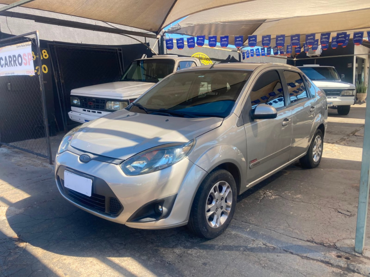 Fiesta Sedan 1.6 4P FLEX