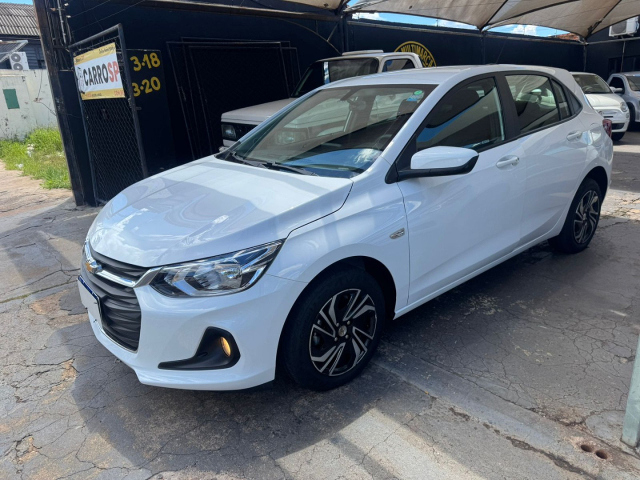 Onix Hatch 1.0 4P FLEX LT