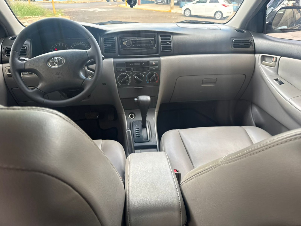 Corolla 1.6 16V 4P XLI AUTOMÁTICO