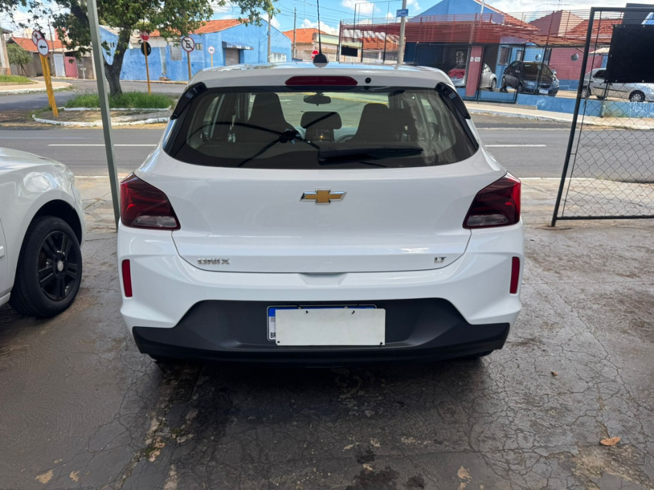 Onix Hatch 1.0 4P FLEX LT