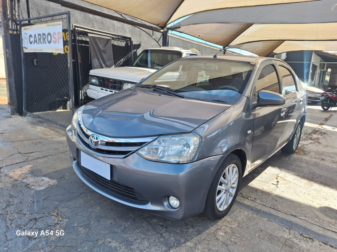 Etios Sedan 1.5 16V 4P FLEX XLS
