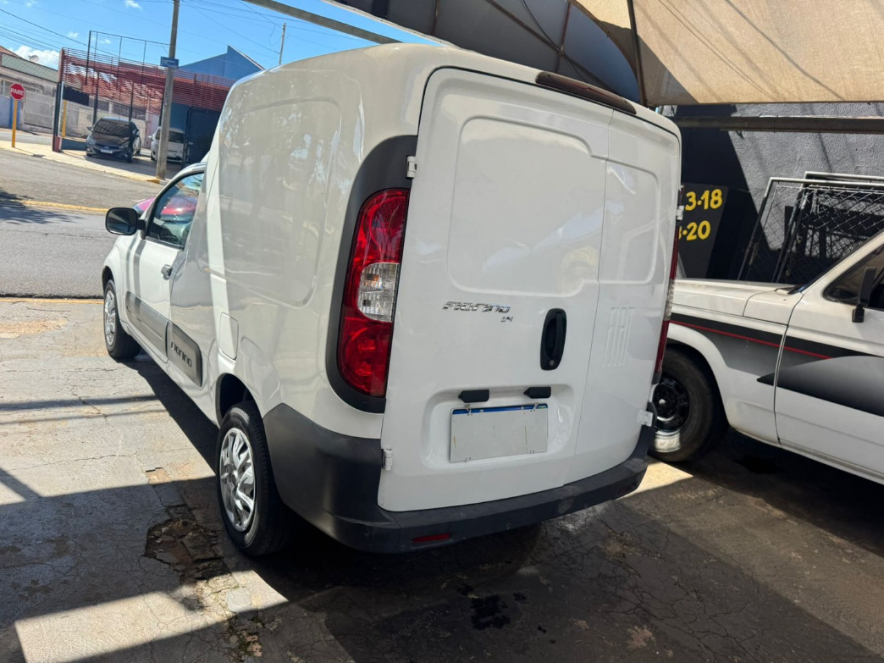 Fiorino Furgão 1.4 FLEX
