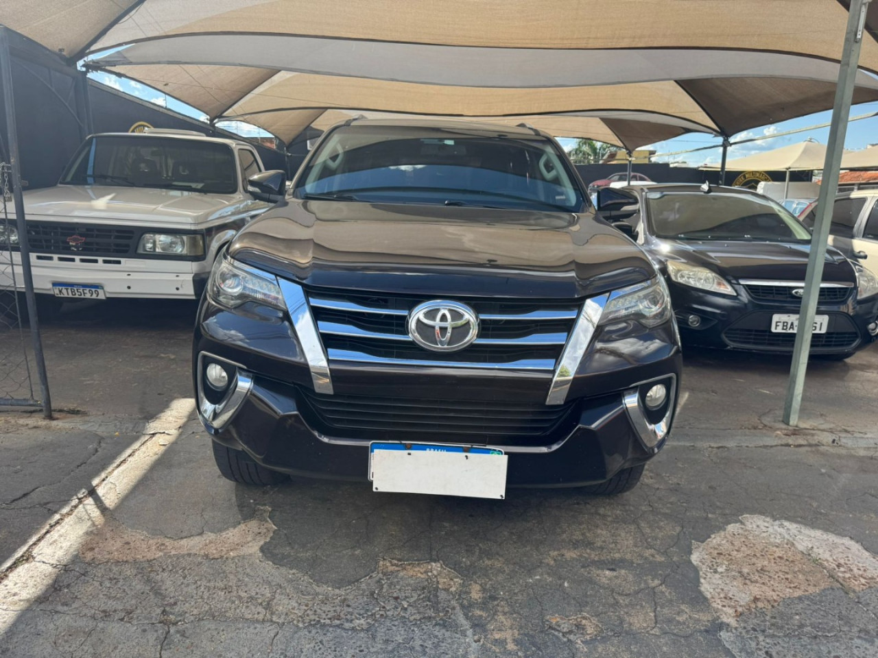 Hilux SW4 2.8 4P SRX 4X4 TURBO DIESEL AUTOMÁTICO