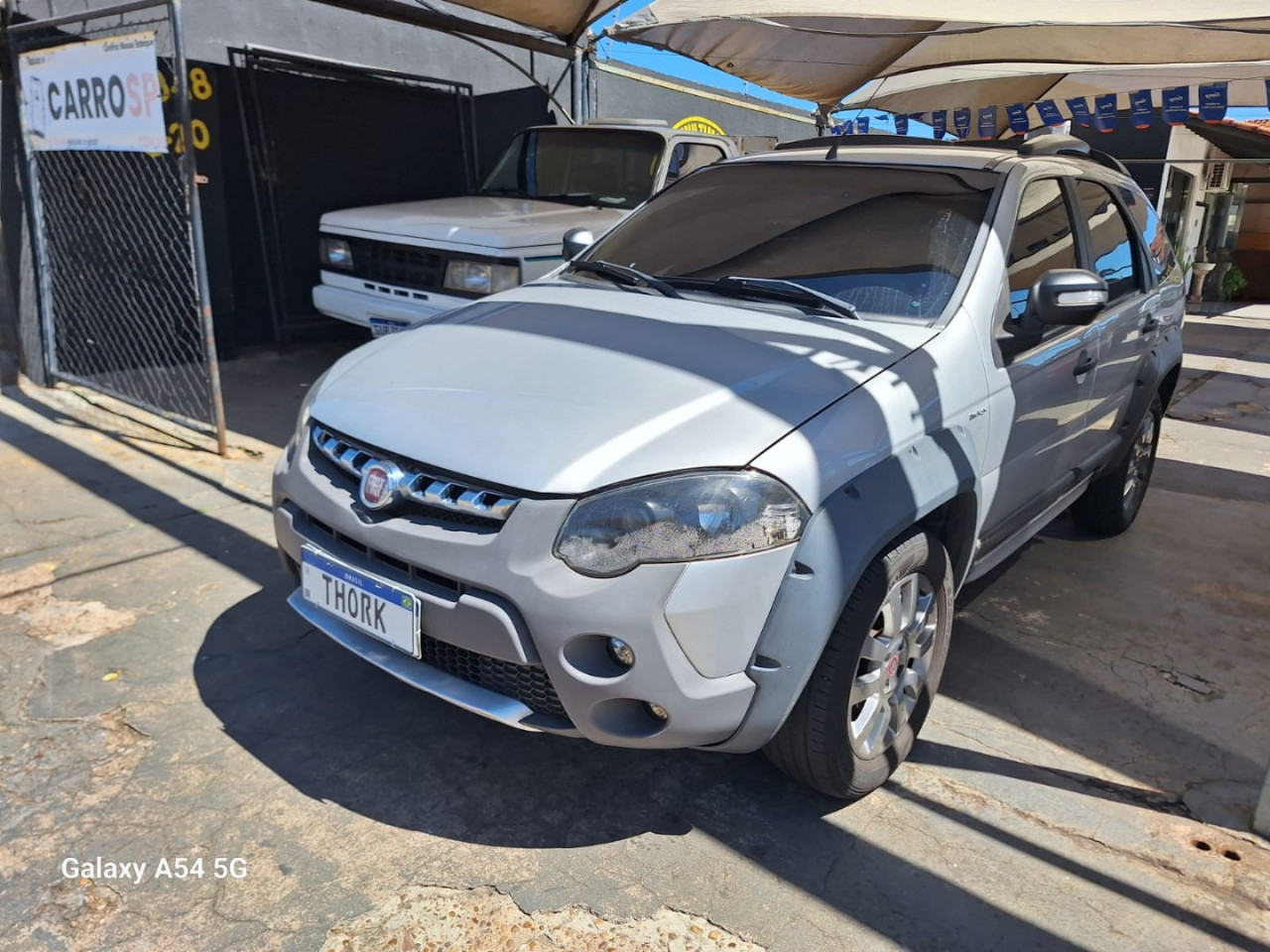 Palio Weekend 1.8 4P FLEX ADVENTURE LOCKER DUALOGIC AUTOMATIZADO
