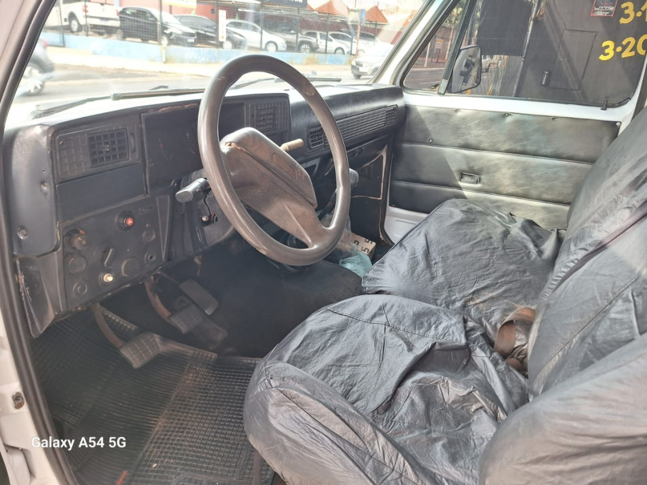 D20 4.0 DIESEL CONQUEST CABINE SIMPLES