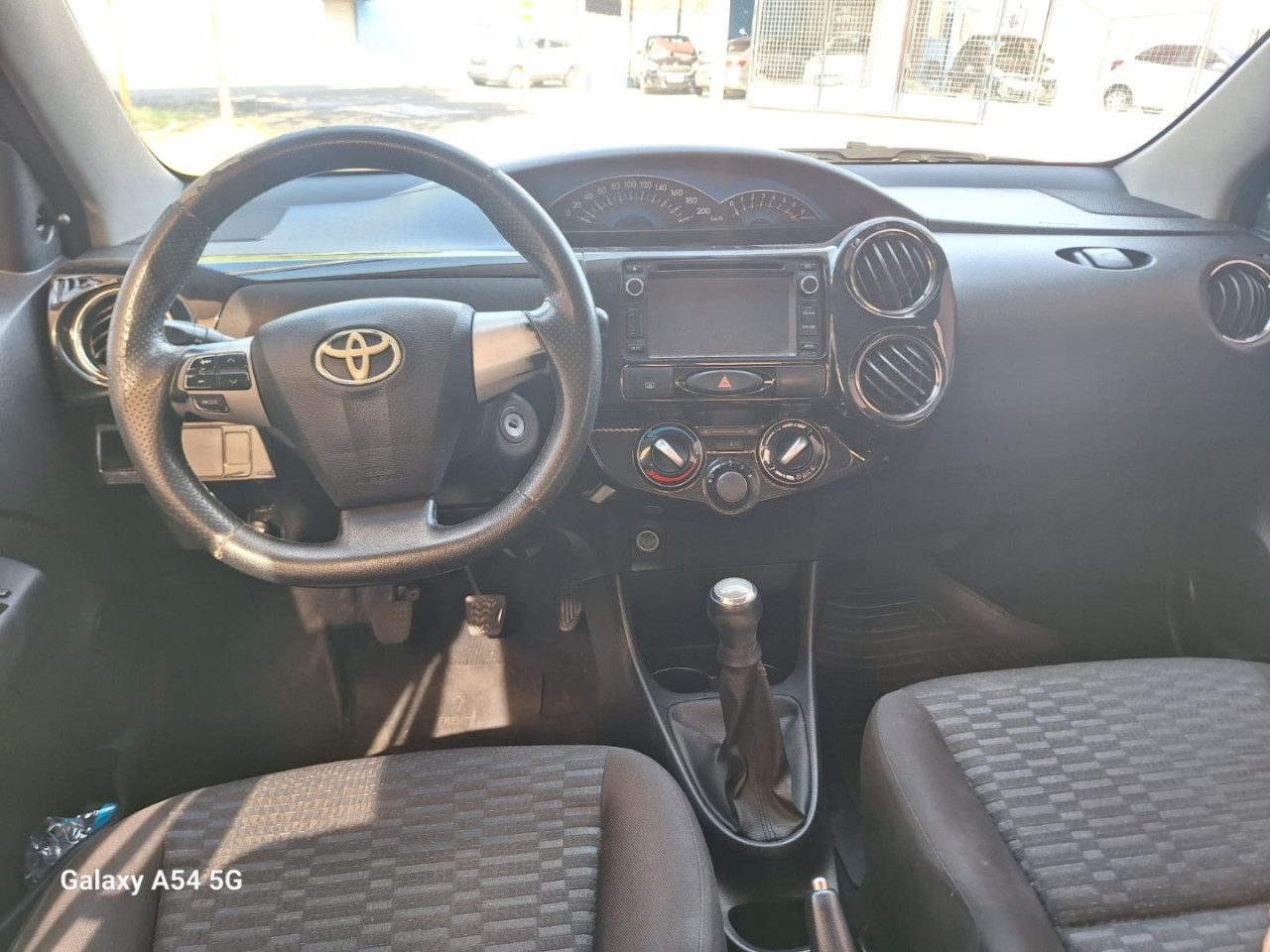 Etios Sedan 1.5 16V 4P FLEX XLS
