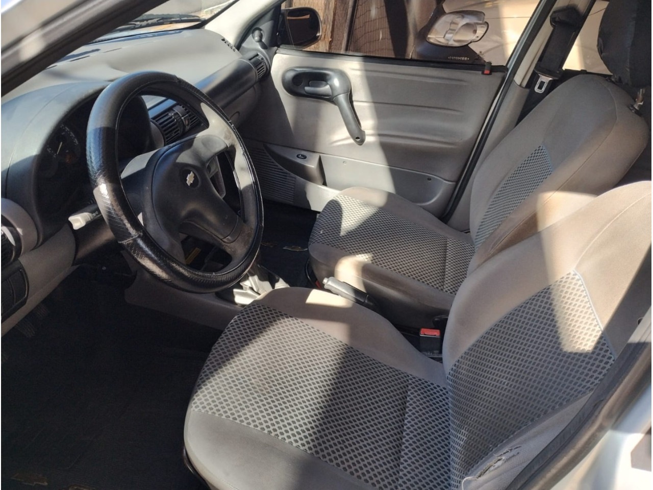 Classic Sedan 1.0 4P VHCE FLEX LS