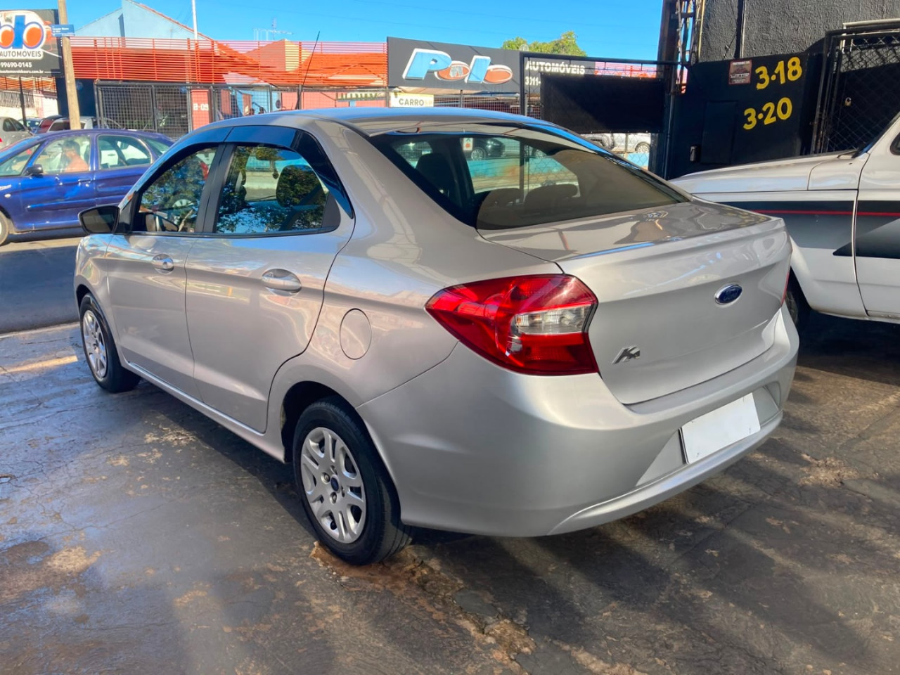 Ka + Sedan 1.5 12V 4P FLEX TI-VCT SE PLUS