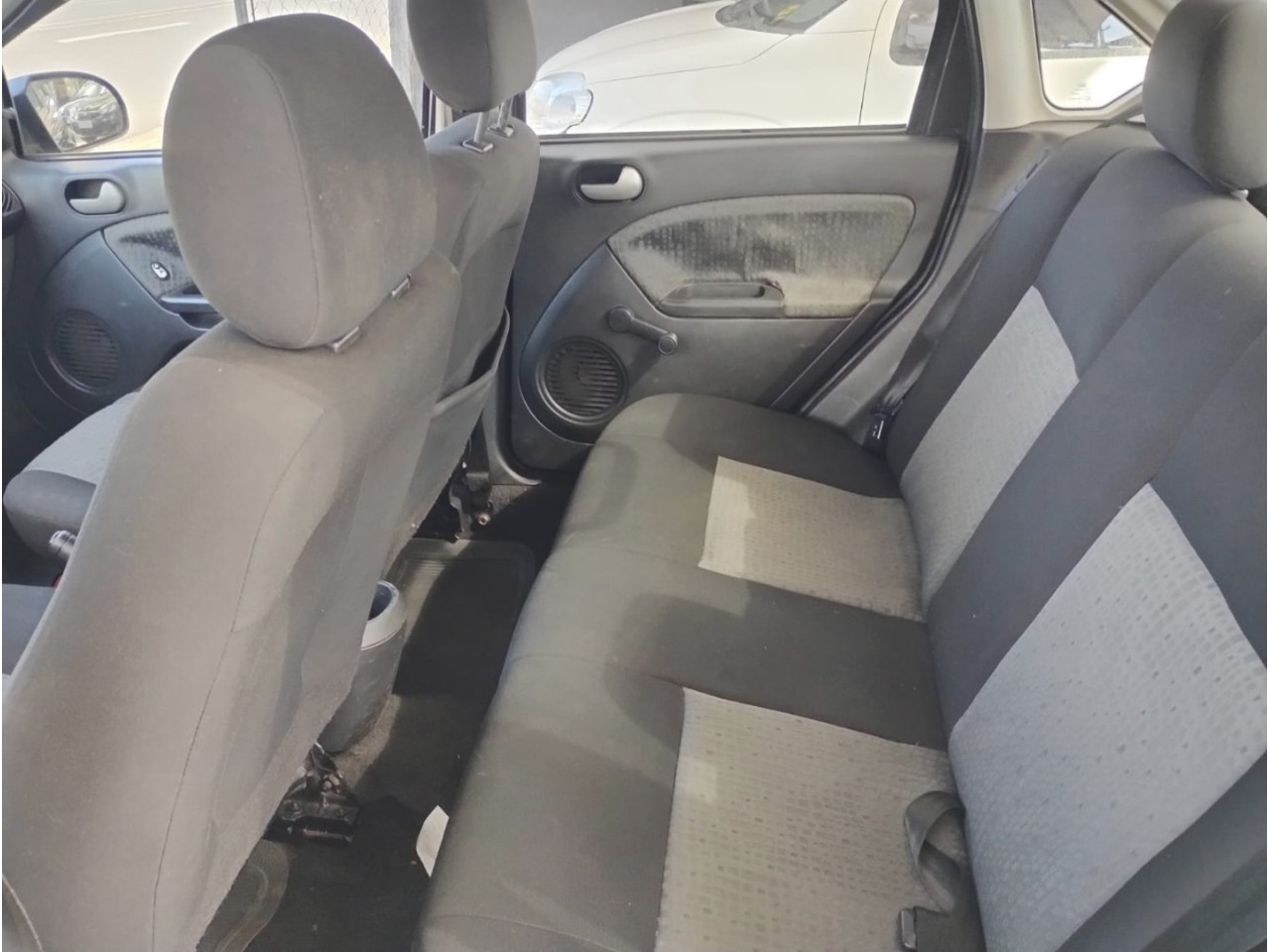 Fiesta Sedan 1.6 4P FLEX