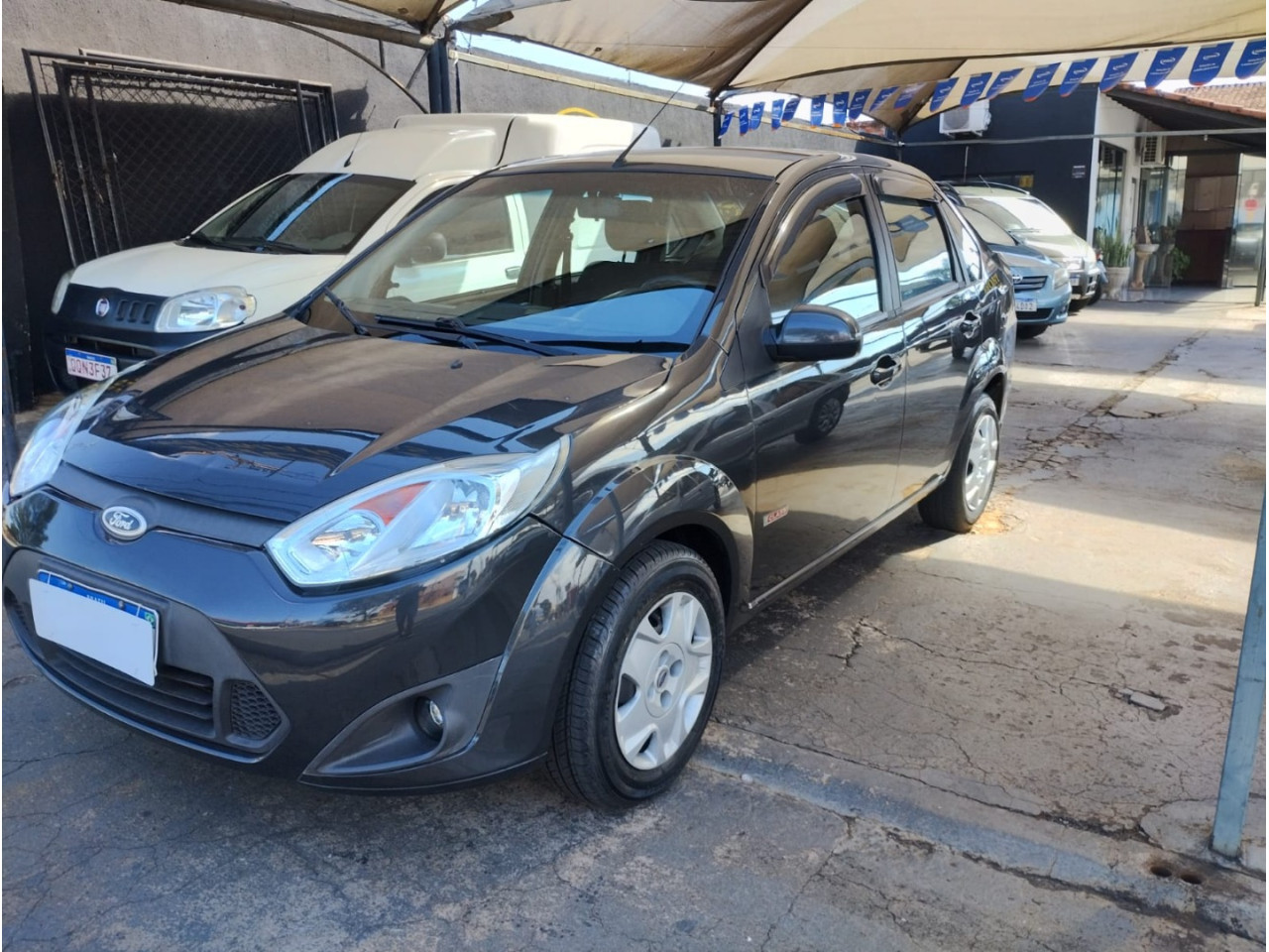 Fiesta Sedan 1.6 4P FLEX