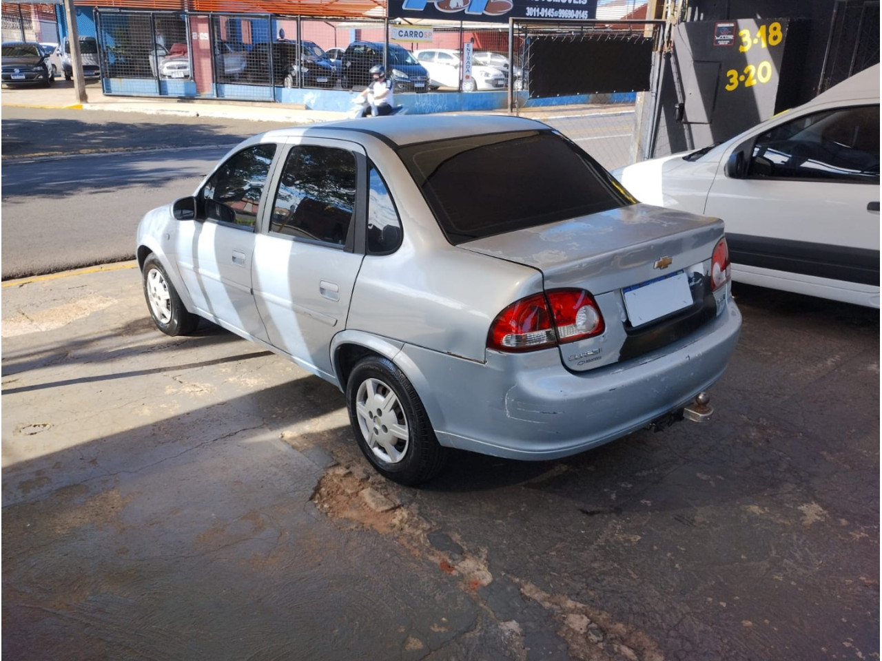 Classic Sedan 1.0 4P VHCE FLEX LS