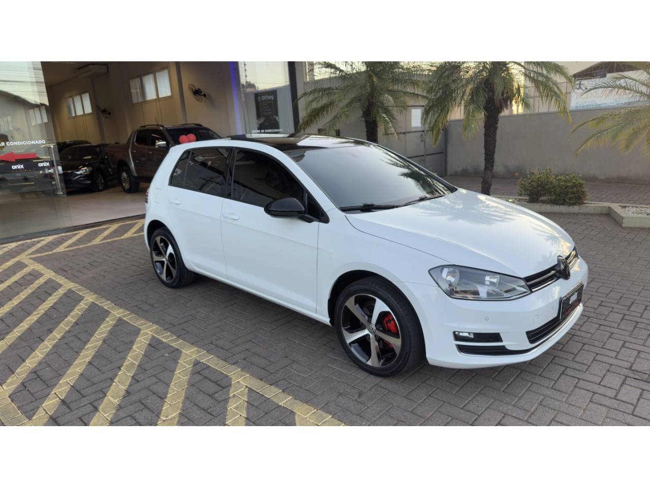 Golf 1.4 TSI HIGHLINE 16V TOTAL FLEX 4P TIPTRONIC