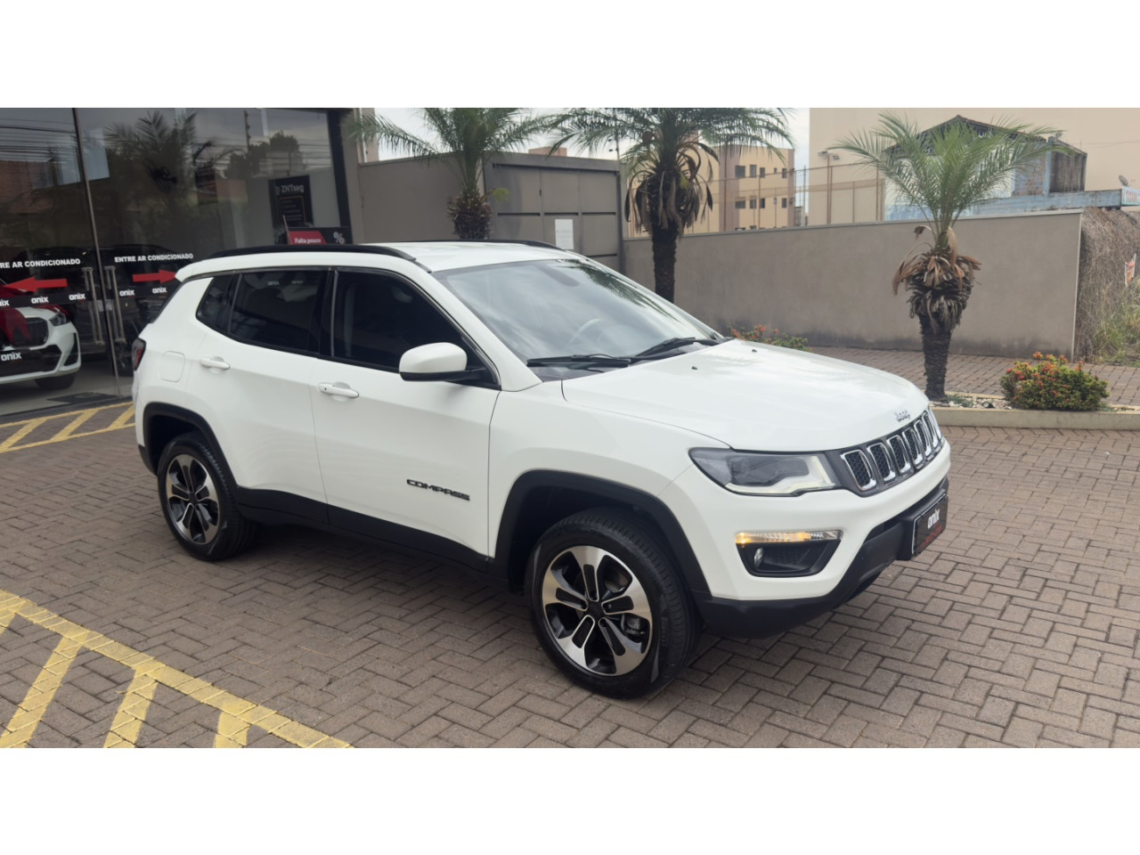 Compass 2.0 16V DIESEL LONGITUDE 4X4 AUTOMÁTICO