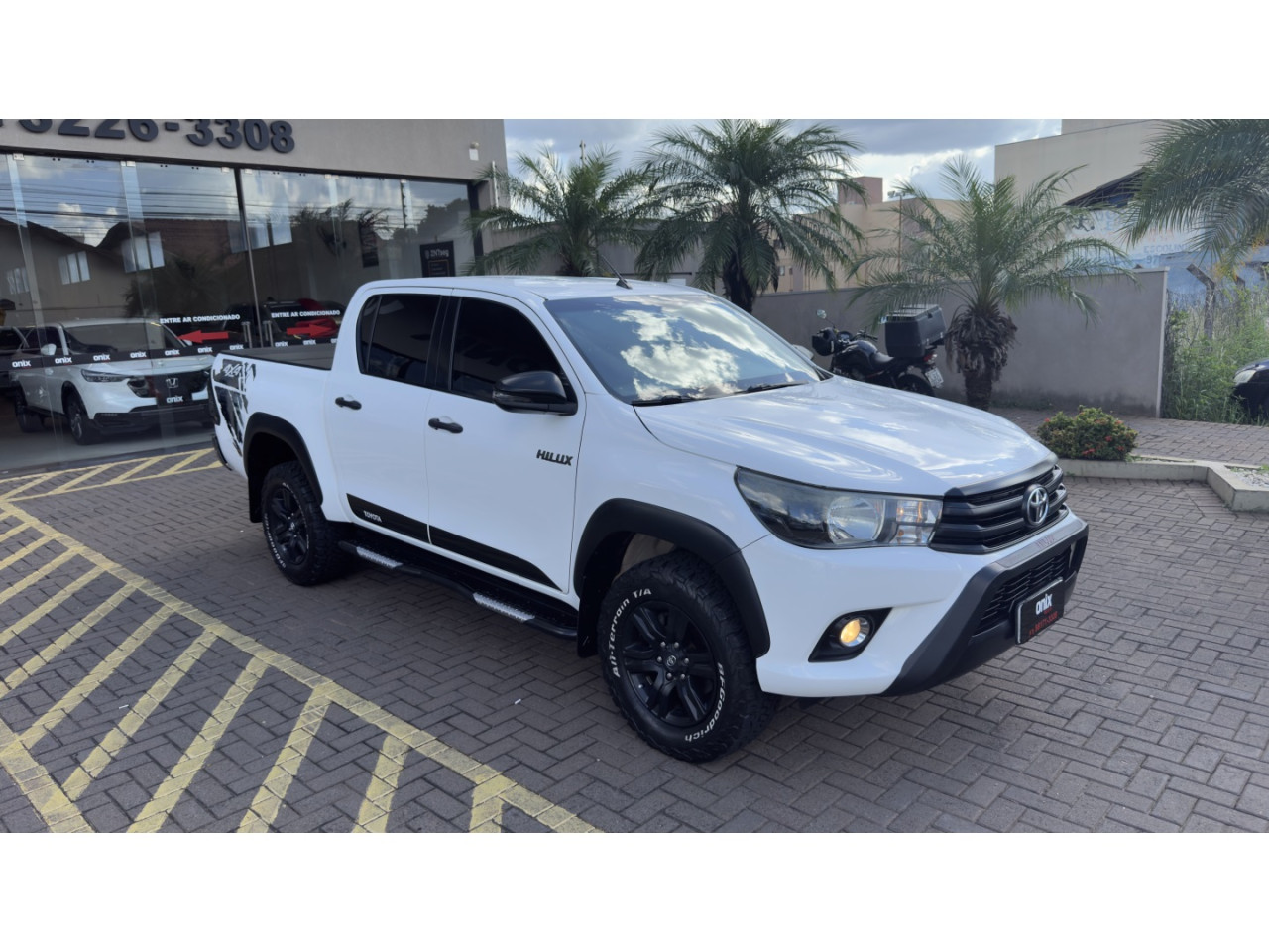 HILUX 2.8 SR CHALLENGE 4X4 CD 16V DIESEL 4P AUTOMÁTICO