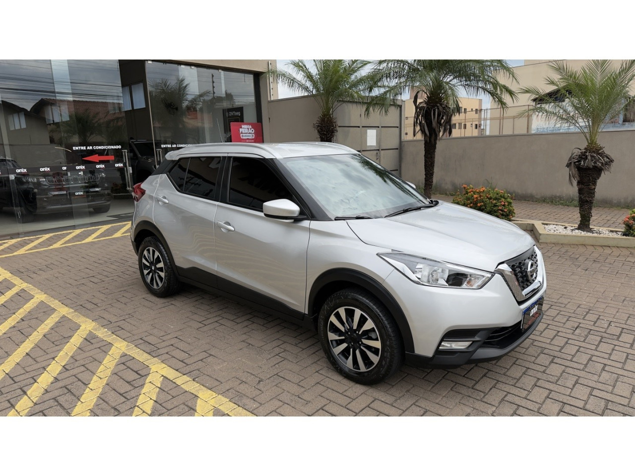 Kicks 1.6 16V FLEXSTART S 4P XTRONIC