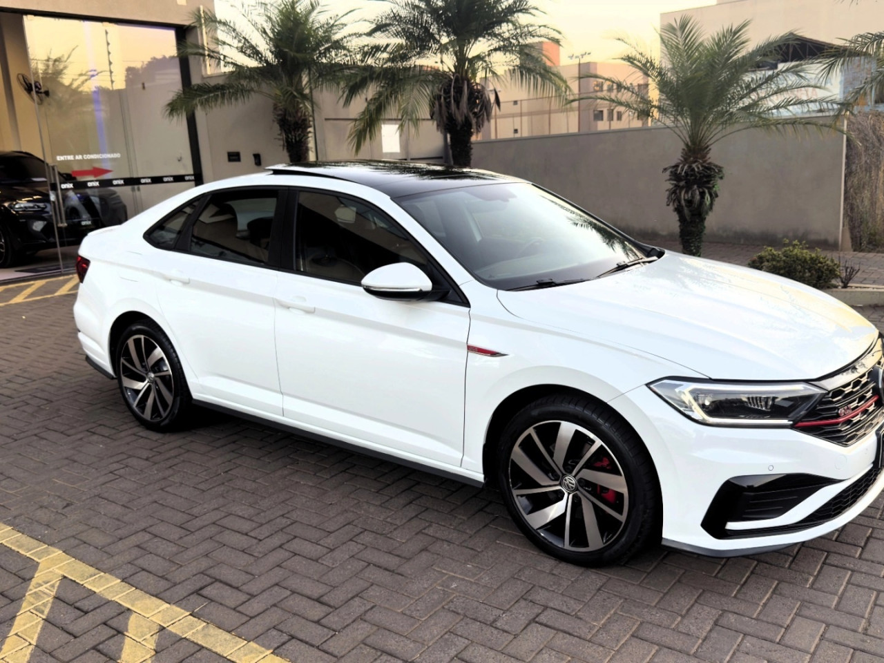 Jetta 2.0 350 TSI GASOLINA GLI DSG