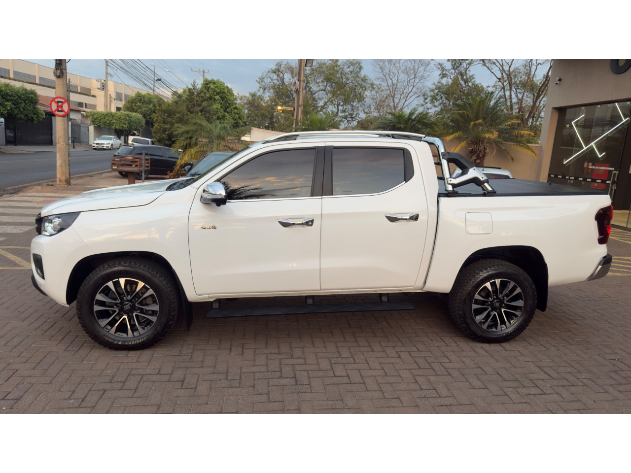 Titano 2.2 16V 4P RANCH 4X4 TURBO DIESEL AUTOMÁTICO