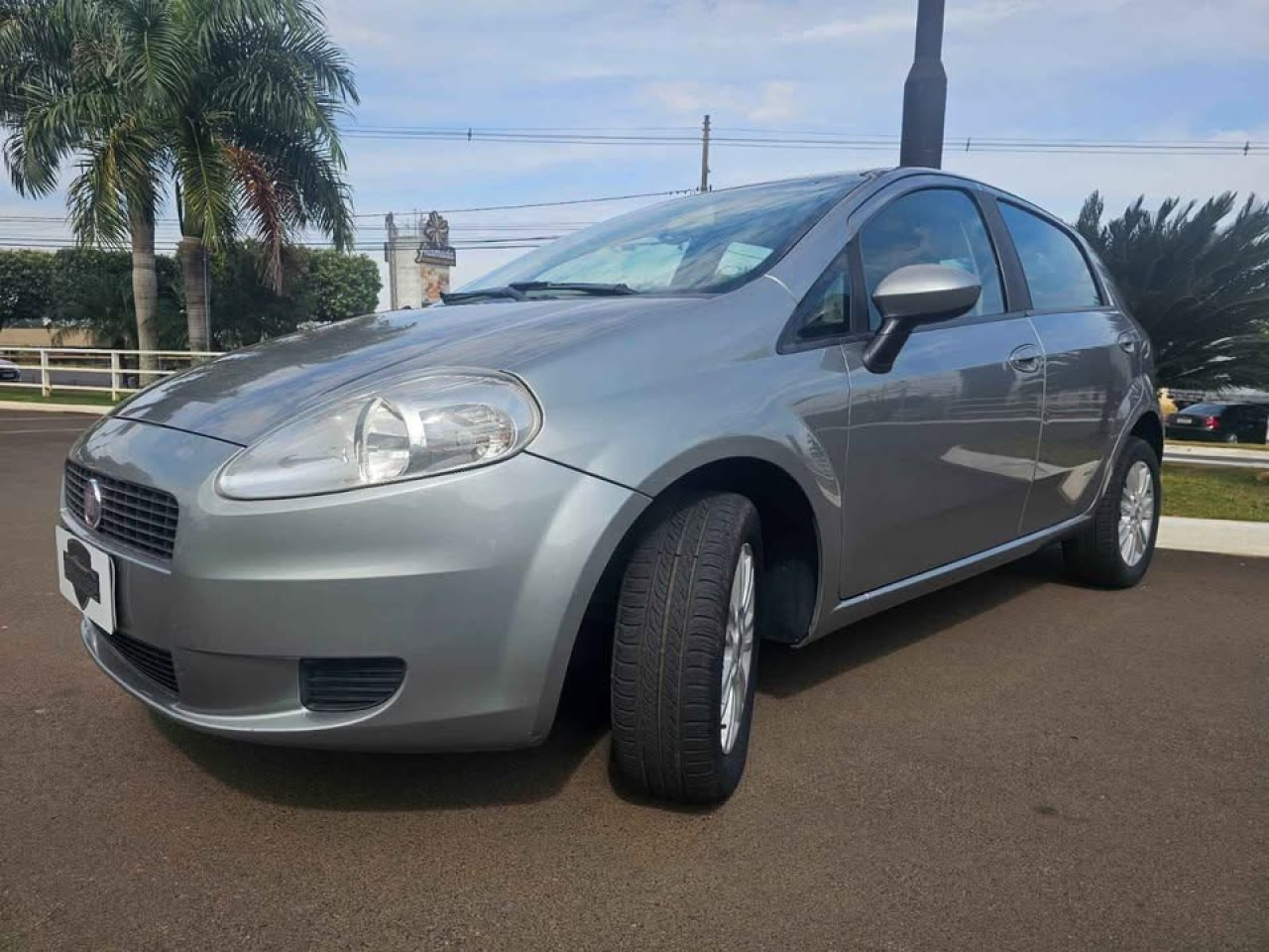 Punto 1.4 4P ATTRACTIVE FLEX
