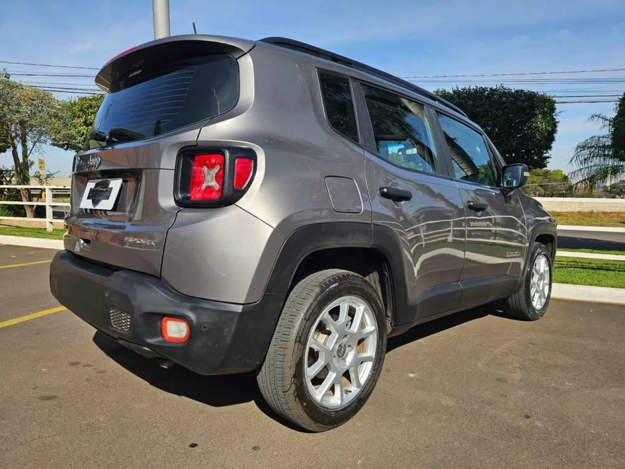 Renegade 1.8 16V 4P FLEX SPORT