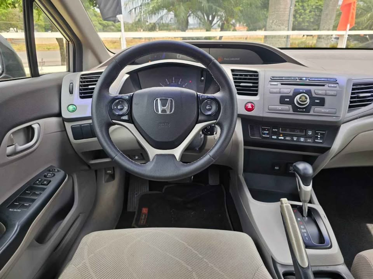 Civic 1.8 16V 4P LXS AUTOMÁTICO