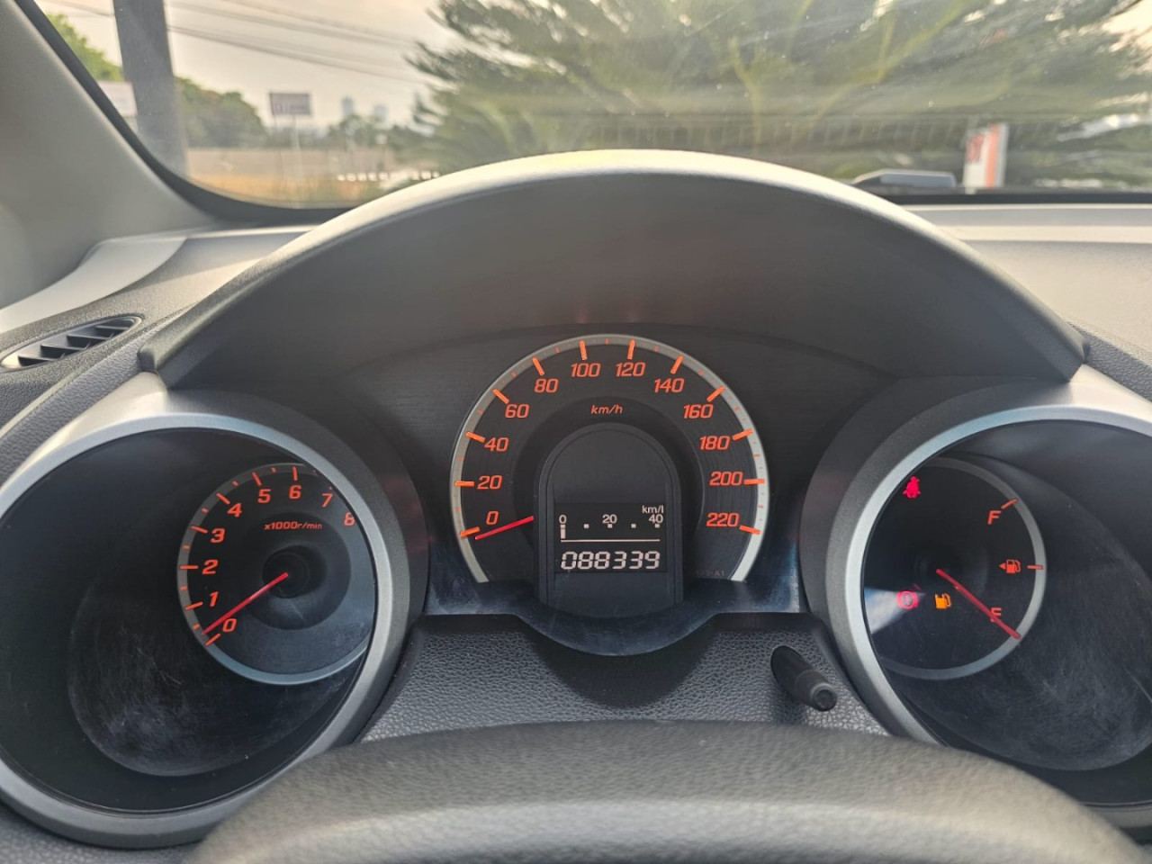 Fit 1.4 16V 4P LX FLEX