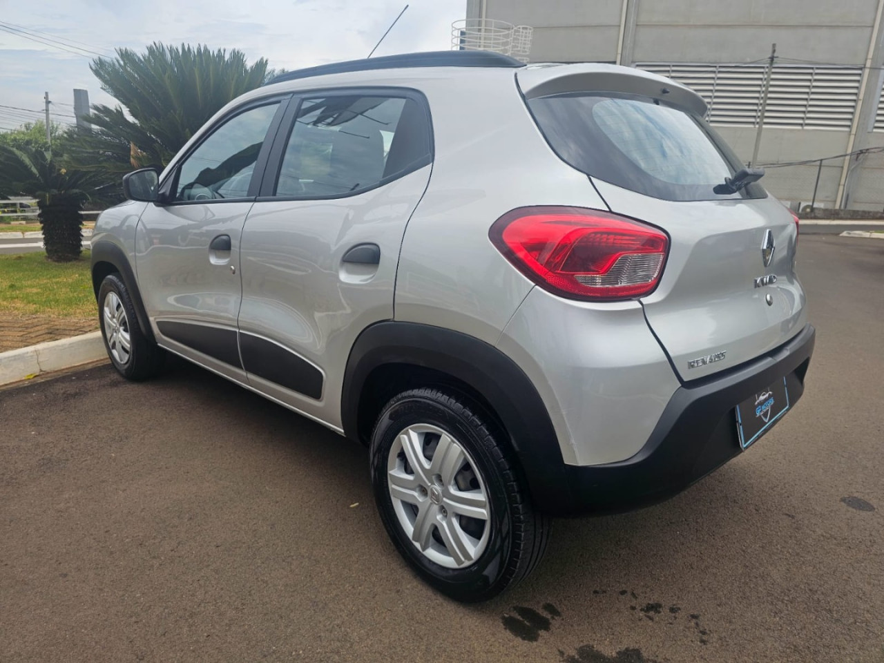 Kwid 1.0 12V 4P SCE FLEX ZEN