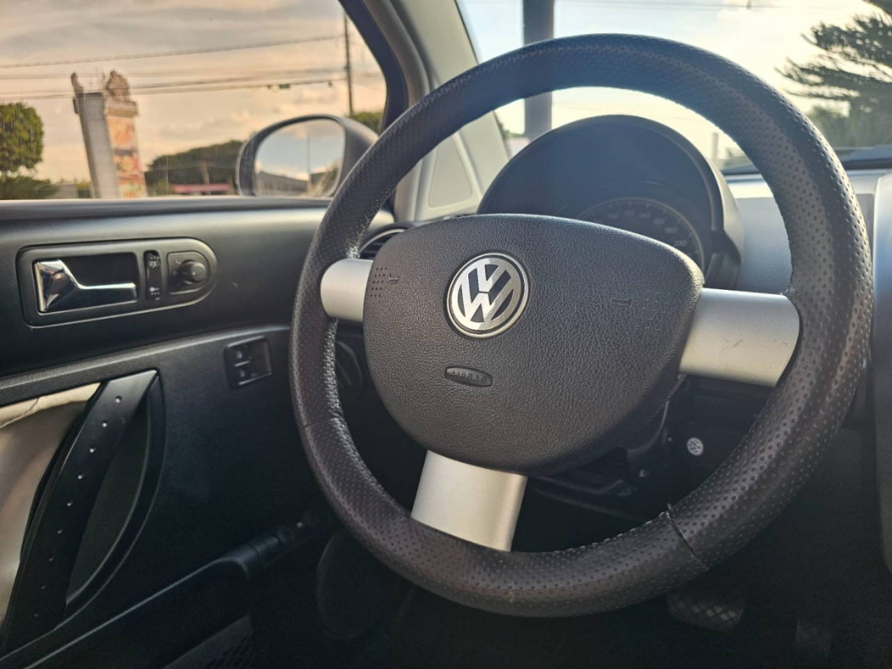 New Beetle 2.0 MI AUTOMÁTICO